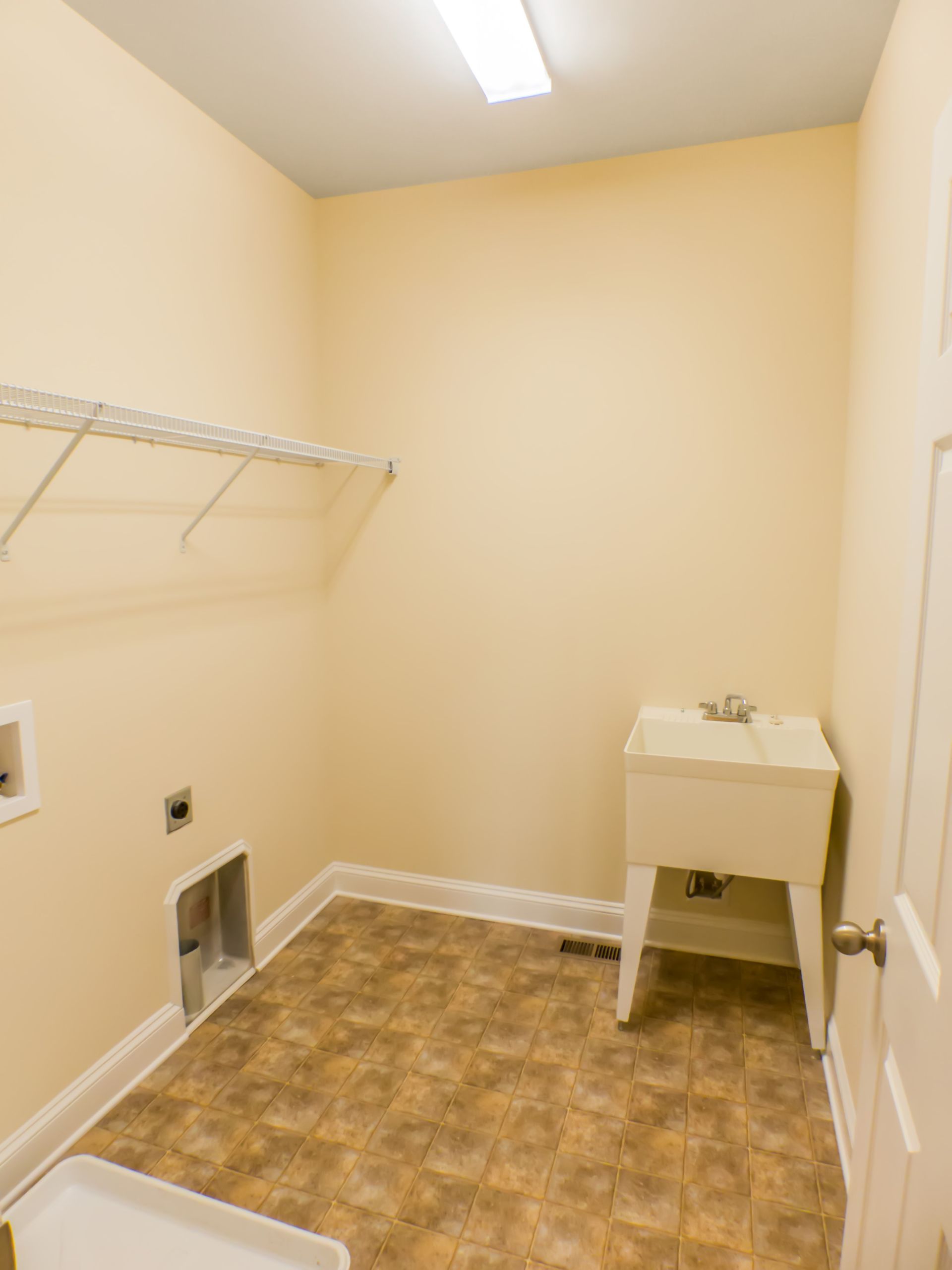 209 East Main Street. Louisa, VA 23093
