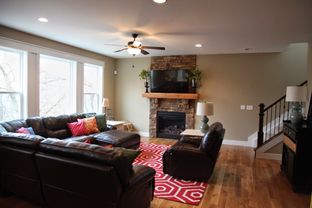 Adam Miller Homes por Adam Miller Homes en Cincinnati Kentucky