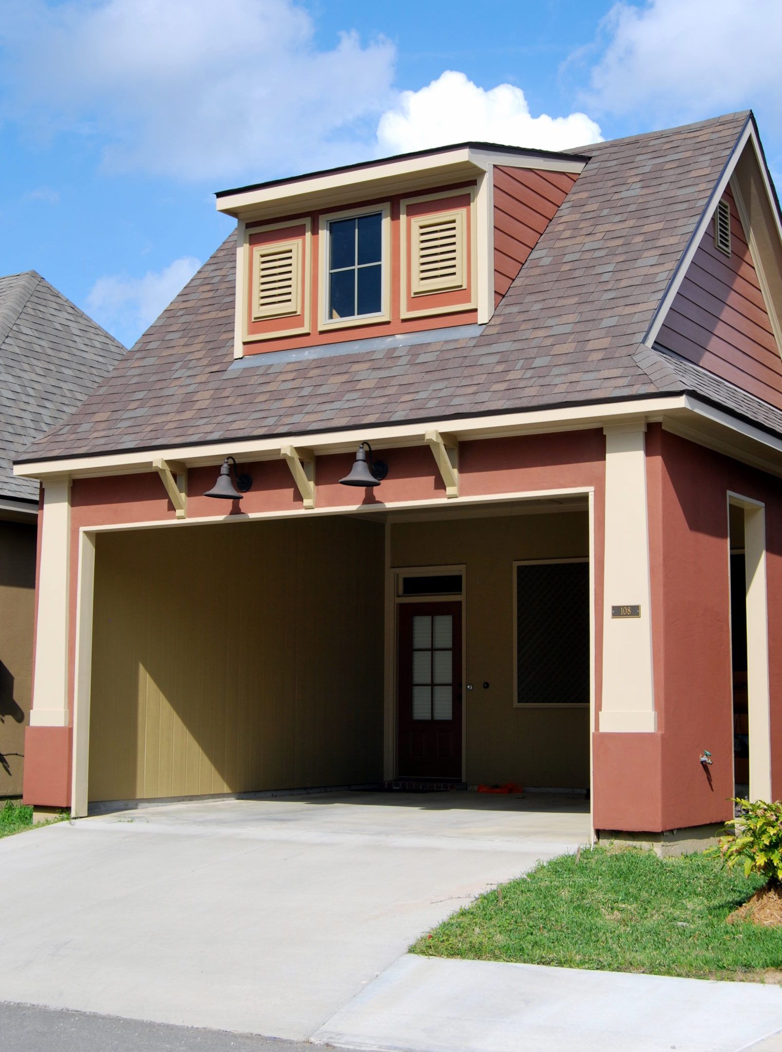 casa en AM Design & Construction Group por AM Design & Construction Group