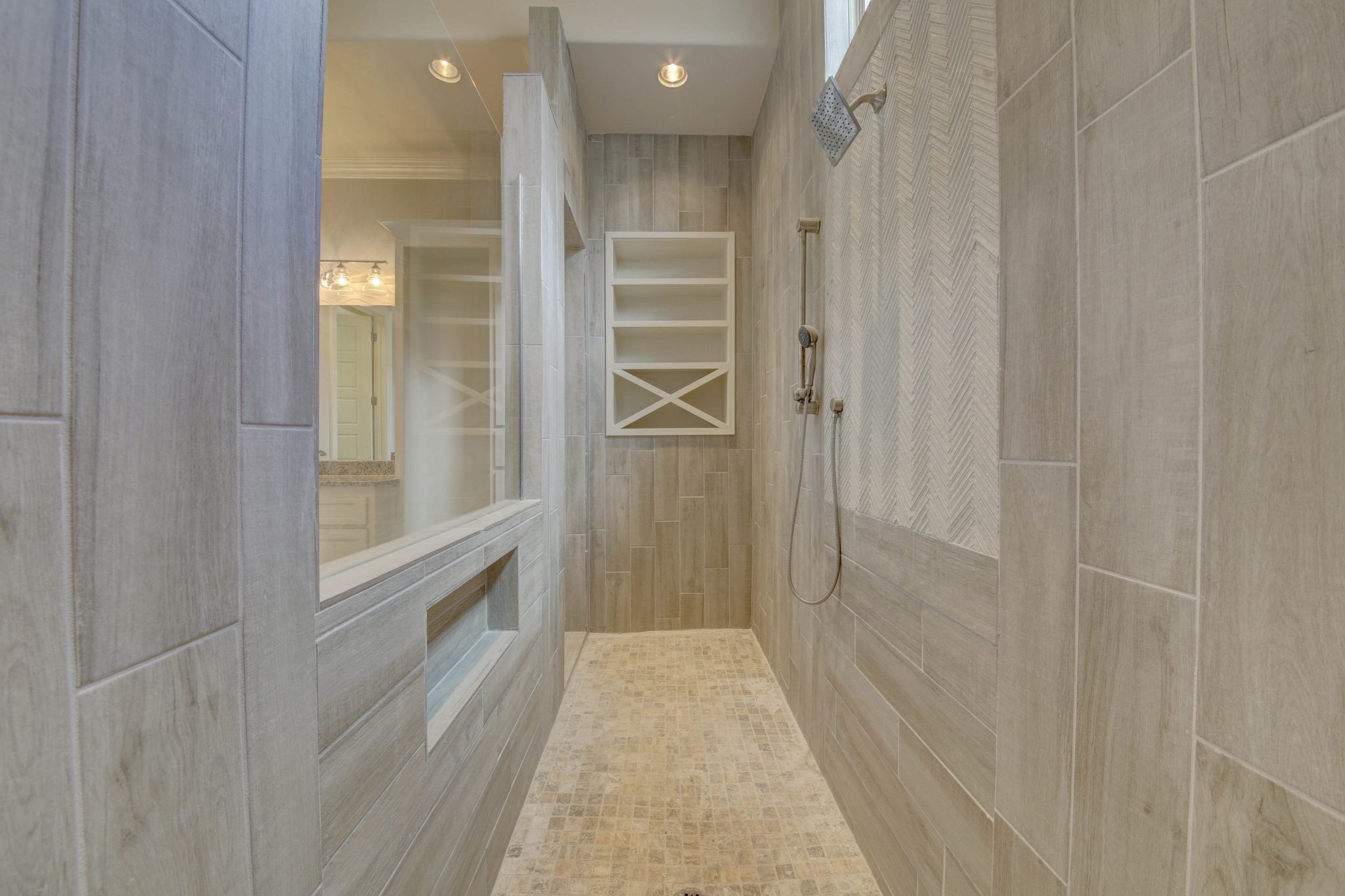 casa en AM Design & Construction Group por AM Design & Construction Group