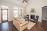 casa en AM Design & Construction Group por AM Design & Construction Group
