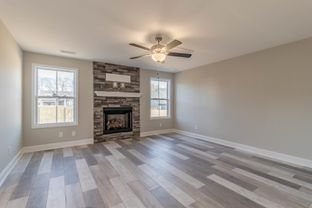 Grant Farm por Hawkins Homes LLC en Clarksville Tennessee