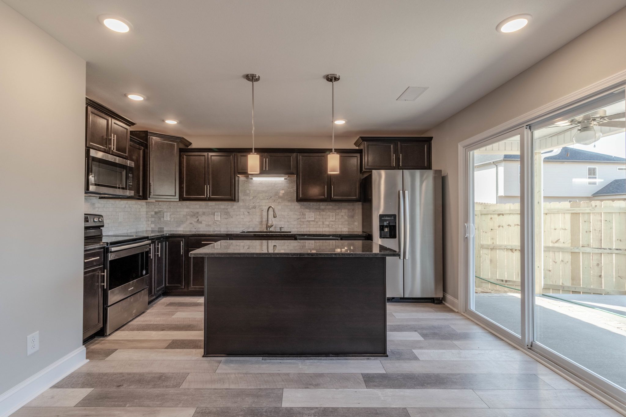 Grant Farm por Hawkins Homes LLC en Clarksville Tennessee