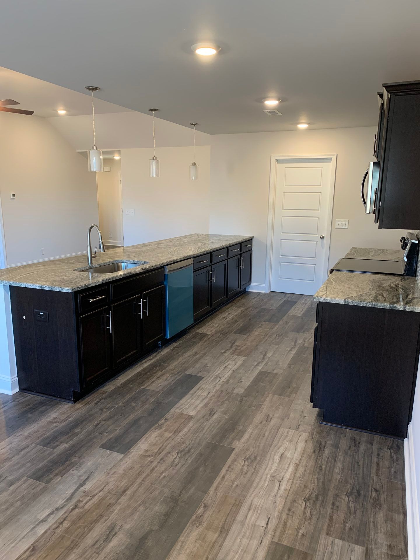 Cherry Acres por Hawkins Homes LLC en Clarksville Tennessee