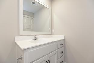 Watercrest Landing por Rob Washam Homes en Kansas City Kansas