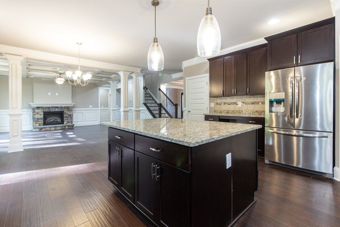 casa en Ellens Ridge por Findo Homes & Communities, Inc.