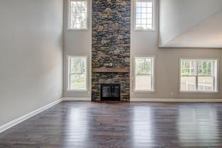 Waramaug - Chatfield Farms: Beacon Falls, Connecticut - EG Home