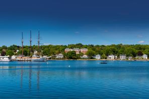 Waramaug TO BE Built IN Old Mystic Estates EG Home