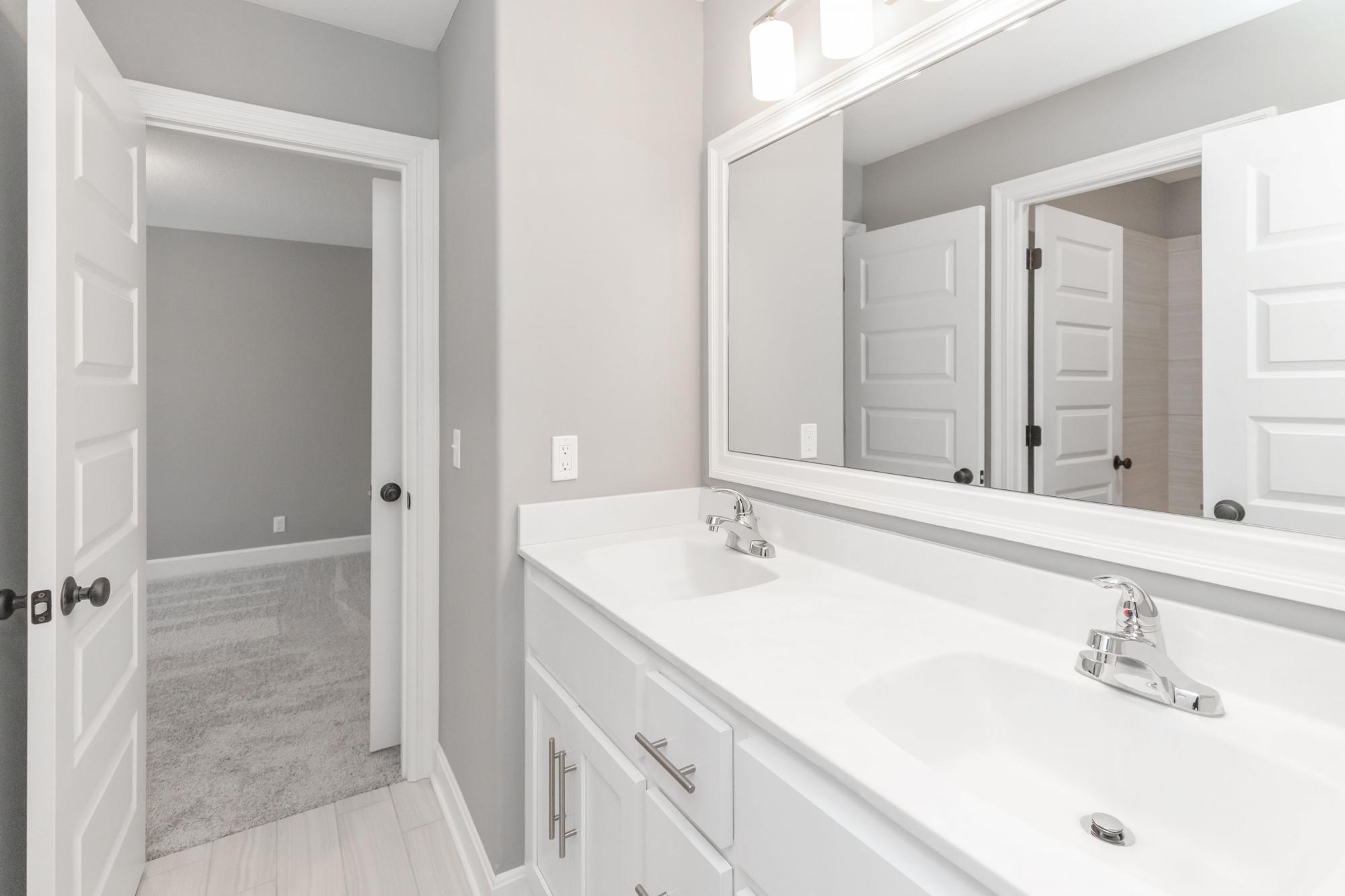 Thousand Oaks - Parkville, MO