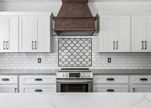 Precision Custom Homes por Precision Custom Homes en Fayetteville North Carolina