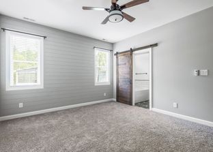 Precision Custom Homes por Precision Custom Homes en Fayetteville North Carolina