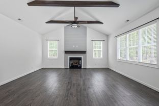 Precision Custom Homes por Precision Custom Homes en Fayetteville North Carolina