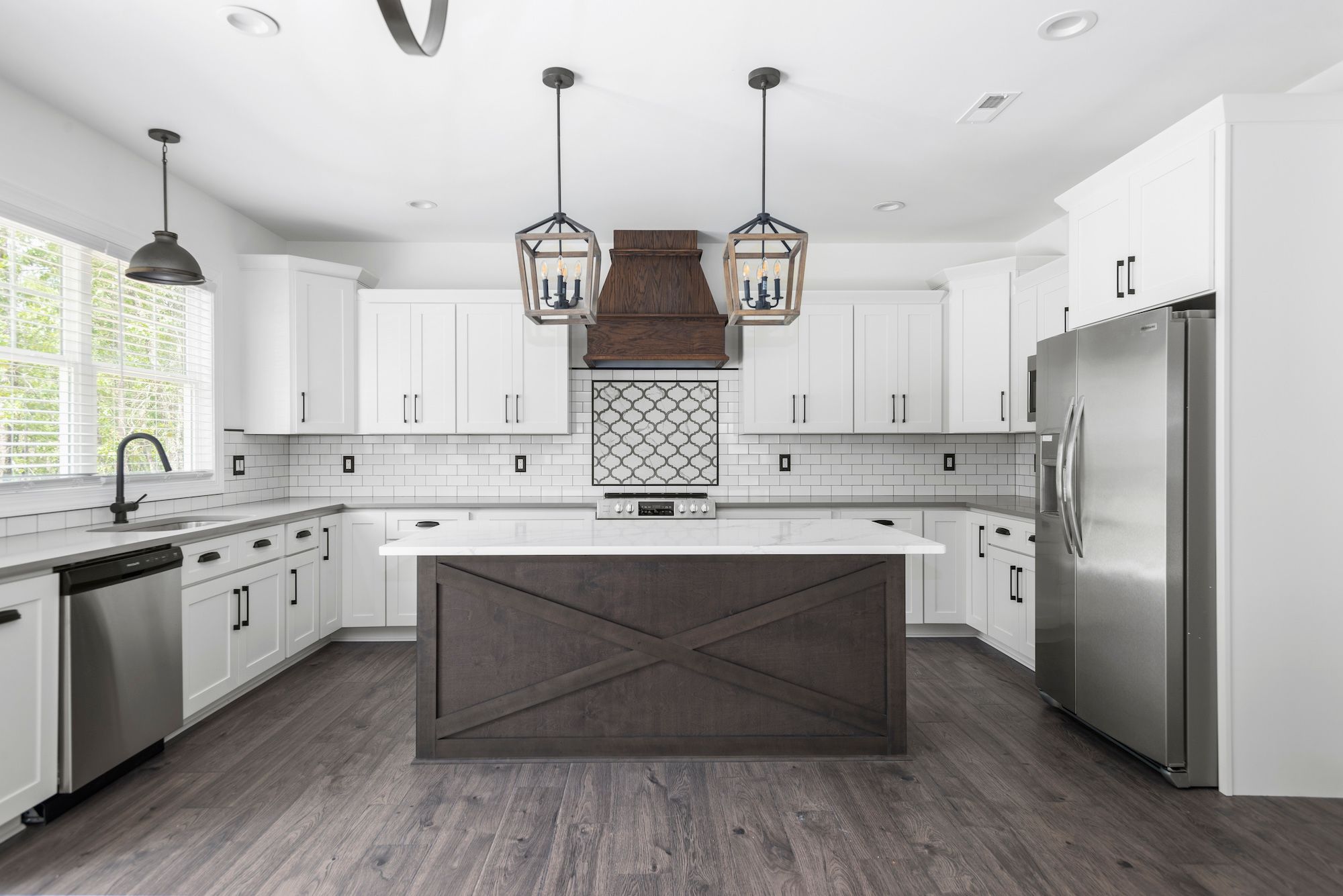 Precision Custom Homes por Precision Custom Homes en Fayetteville North Carolina