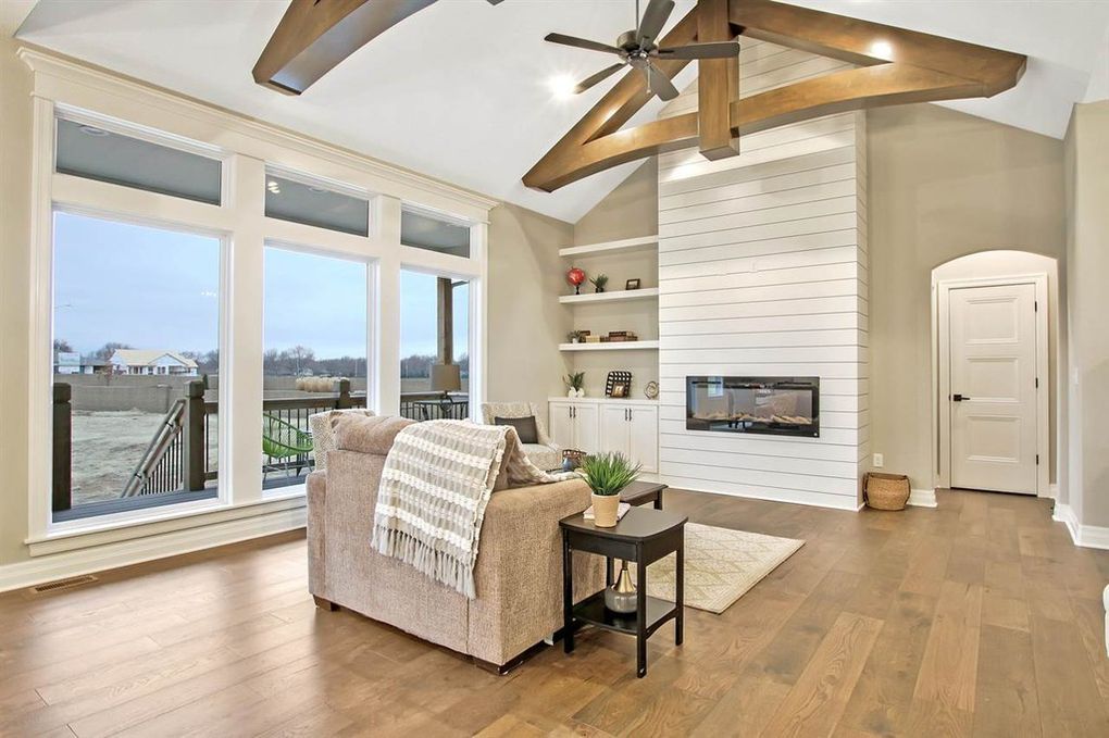 casa en Artistic Builders por Artistic Builders
