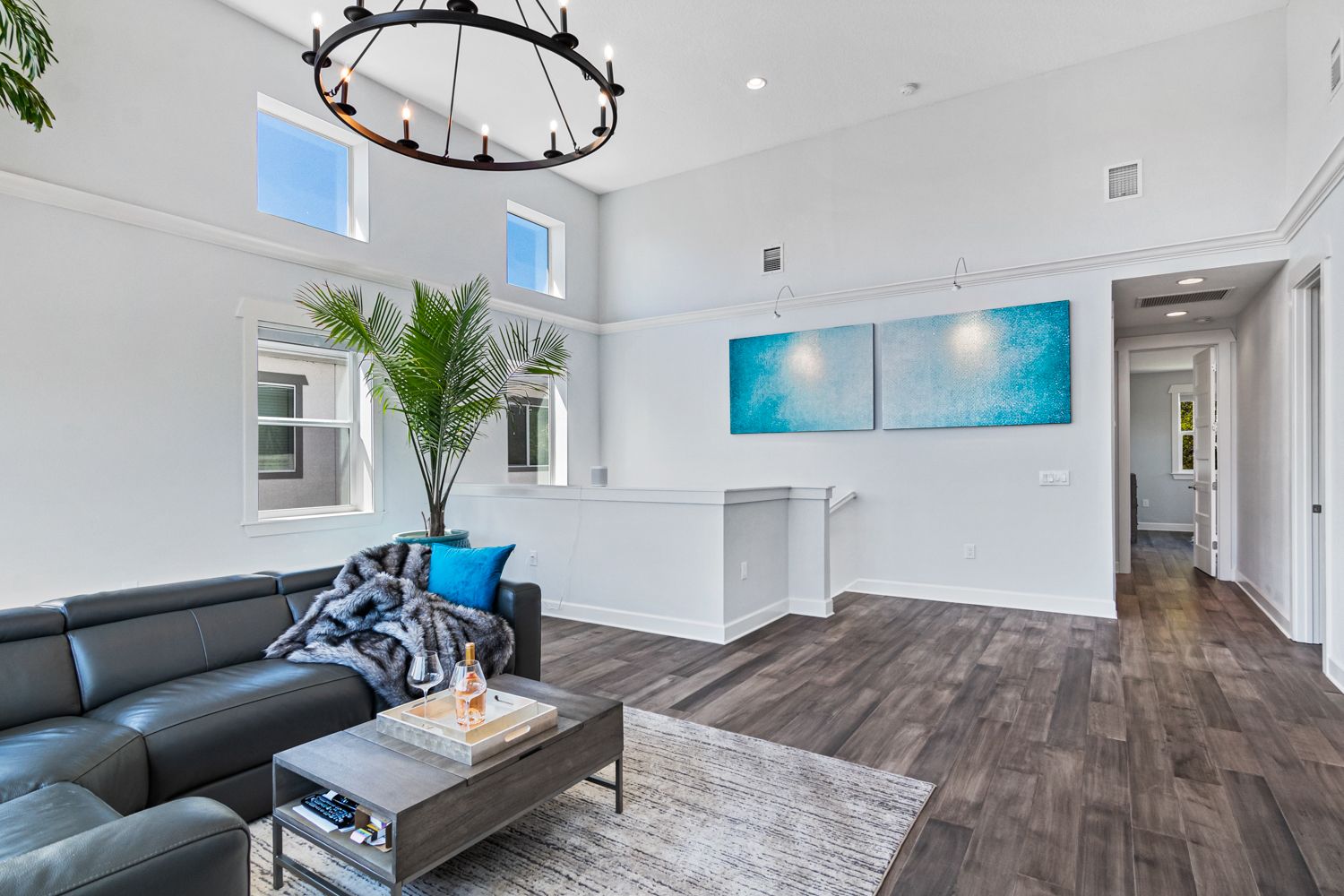 casa en Wyoming Estates por DKV Tampa Homes