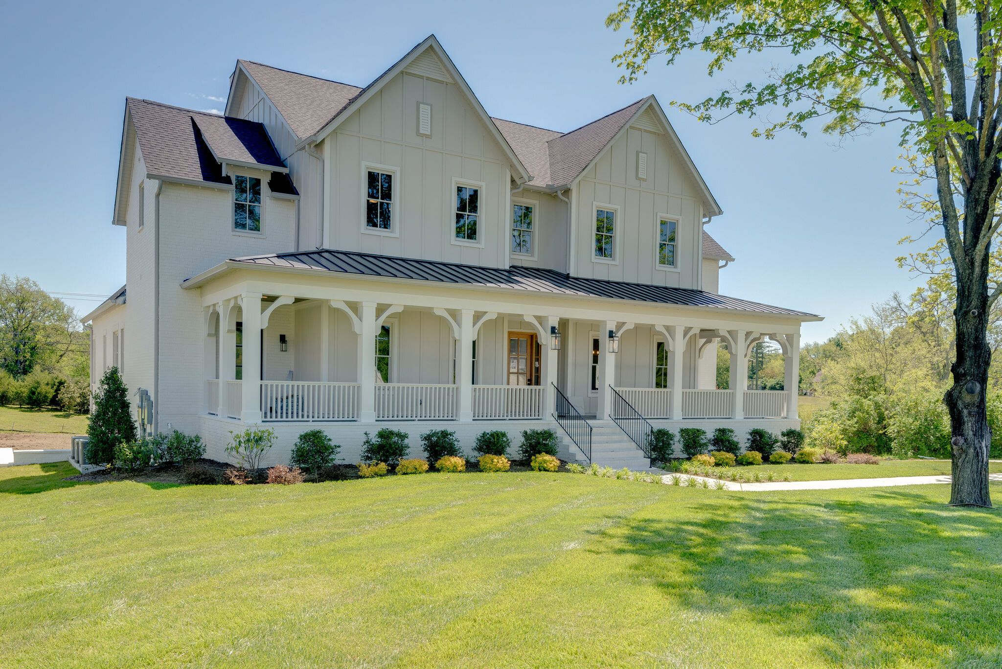 casa en Valley View por Haury & Smith Contractors Inc.
