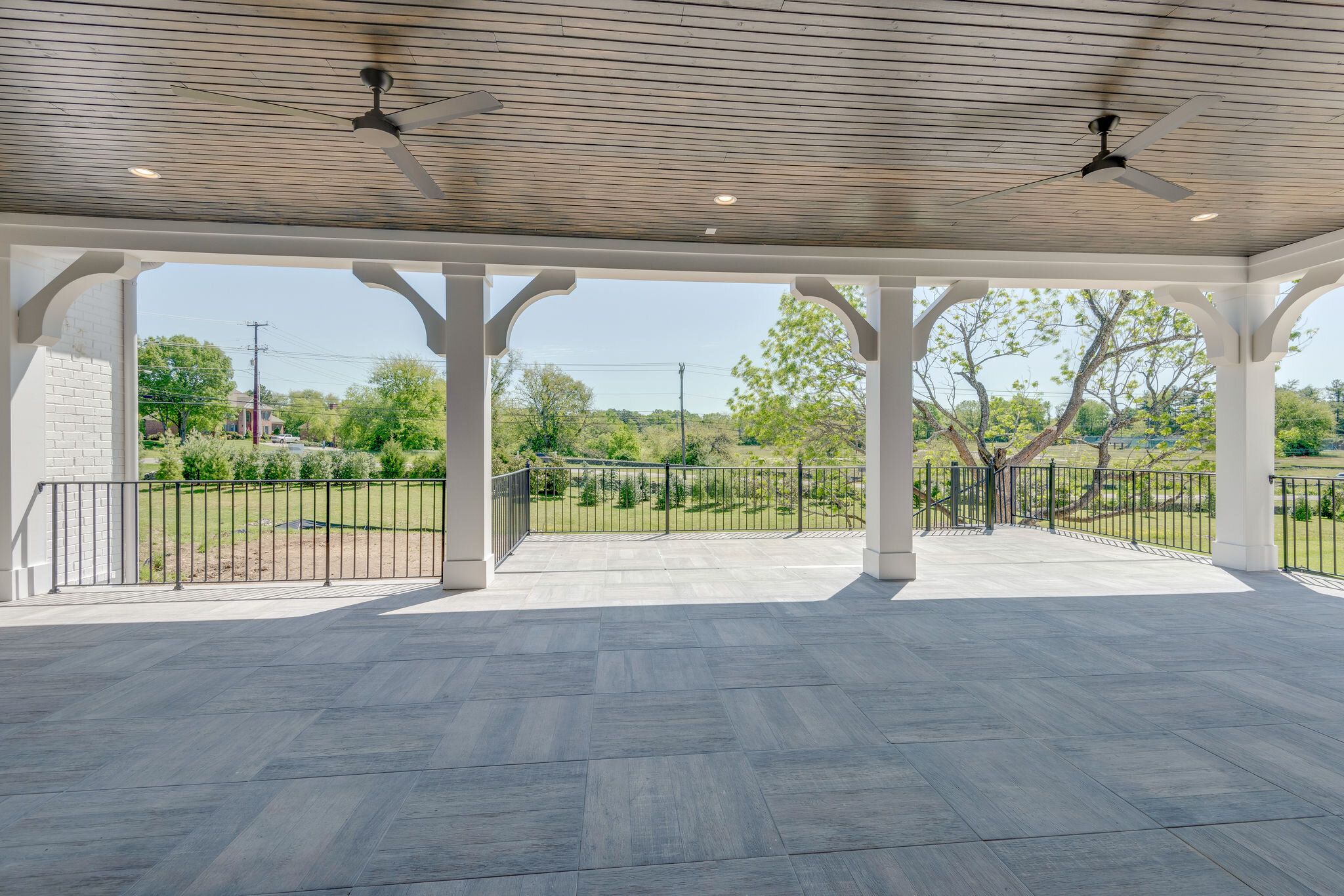 casa en Valley View por Haury & Smith Contractors Inc.