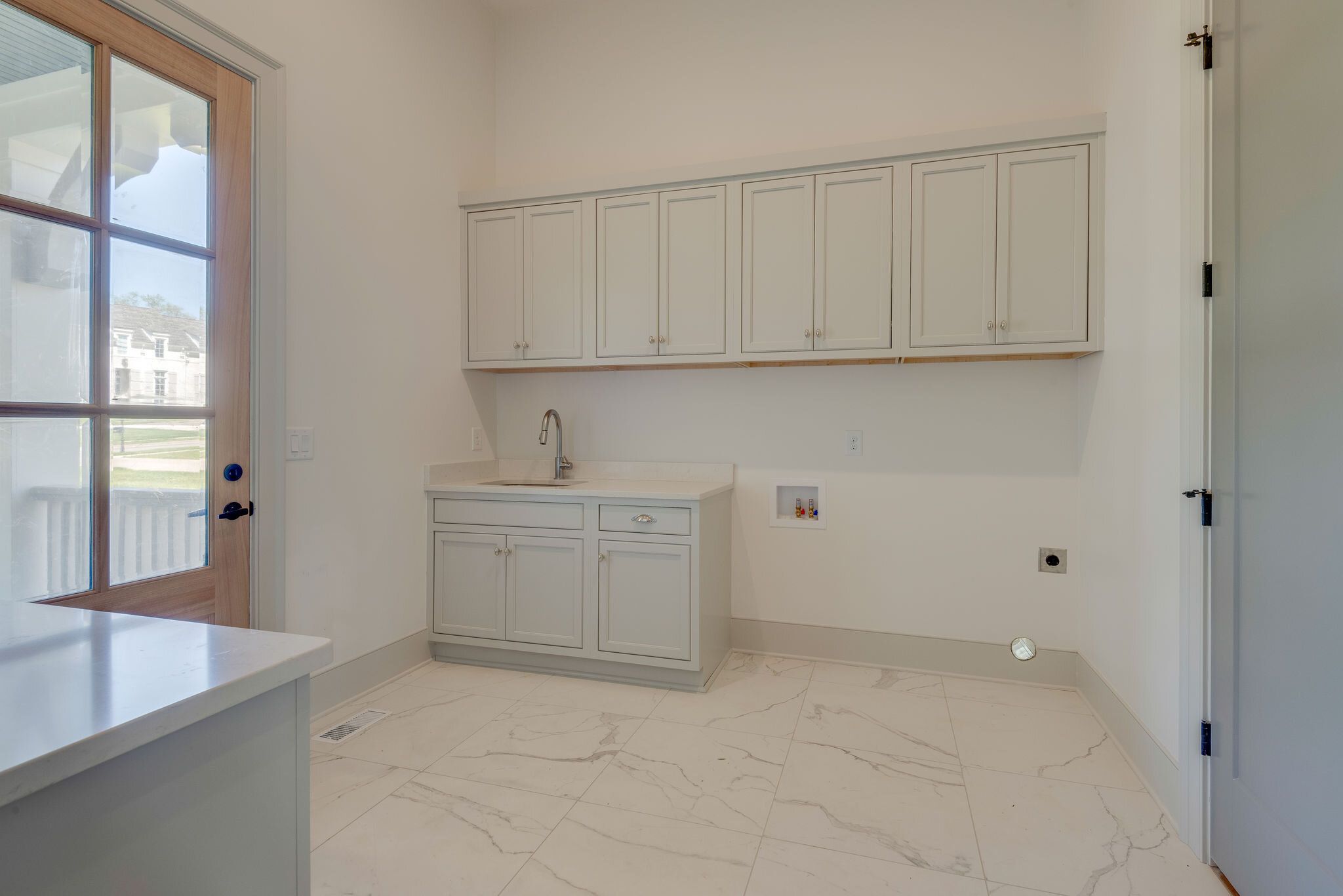 casa en Valley View por Haury & Smith Contractors Inc.