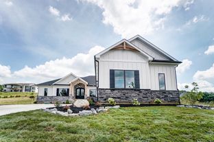 Highview Terrace por Clemens Companies en Dayton-Springfield Ohio