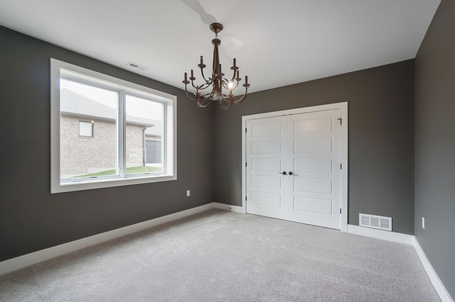 casa en Highview Terrace por Clemens Companies