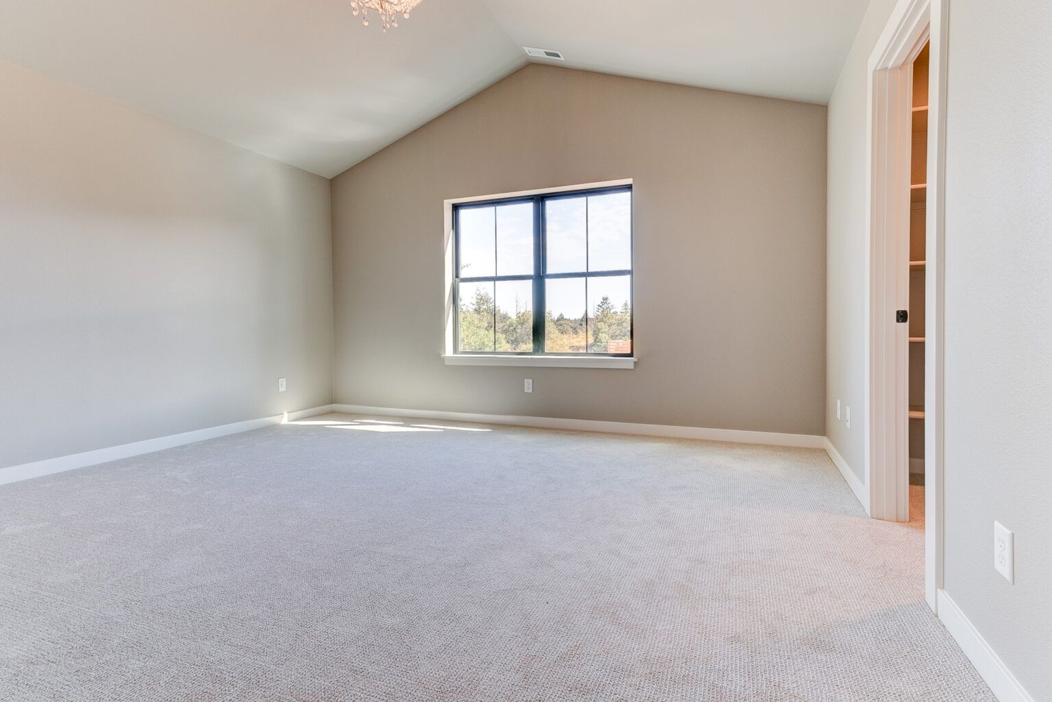 casa en Denali Meadows por JT Roth Construction, Inc.