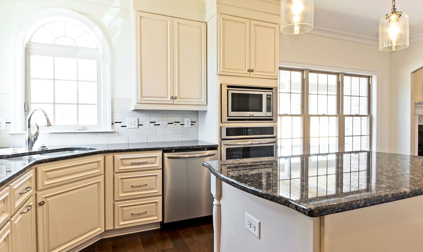 casa en Old Moores Mill por M&J Developers
