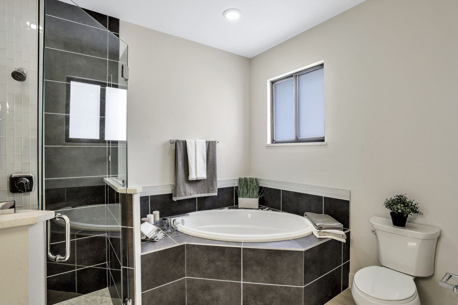 Cape Coral, FL 33990