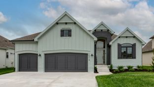 Bristol Highlands North por Chris George Custom Homes en Kansas City Kansas