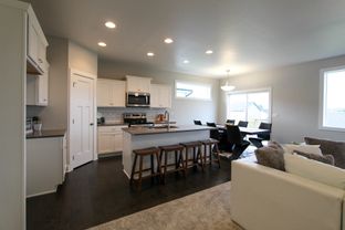 Conrad Prarie Destiny Homes - Peters Ridge: Des Moines, Iowa - Destiny Homes