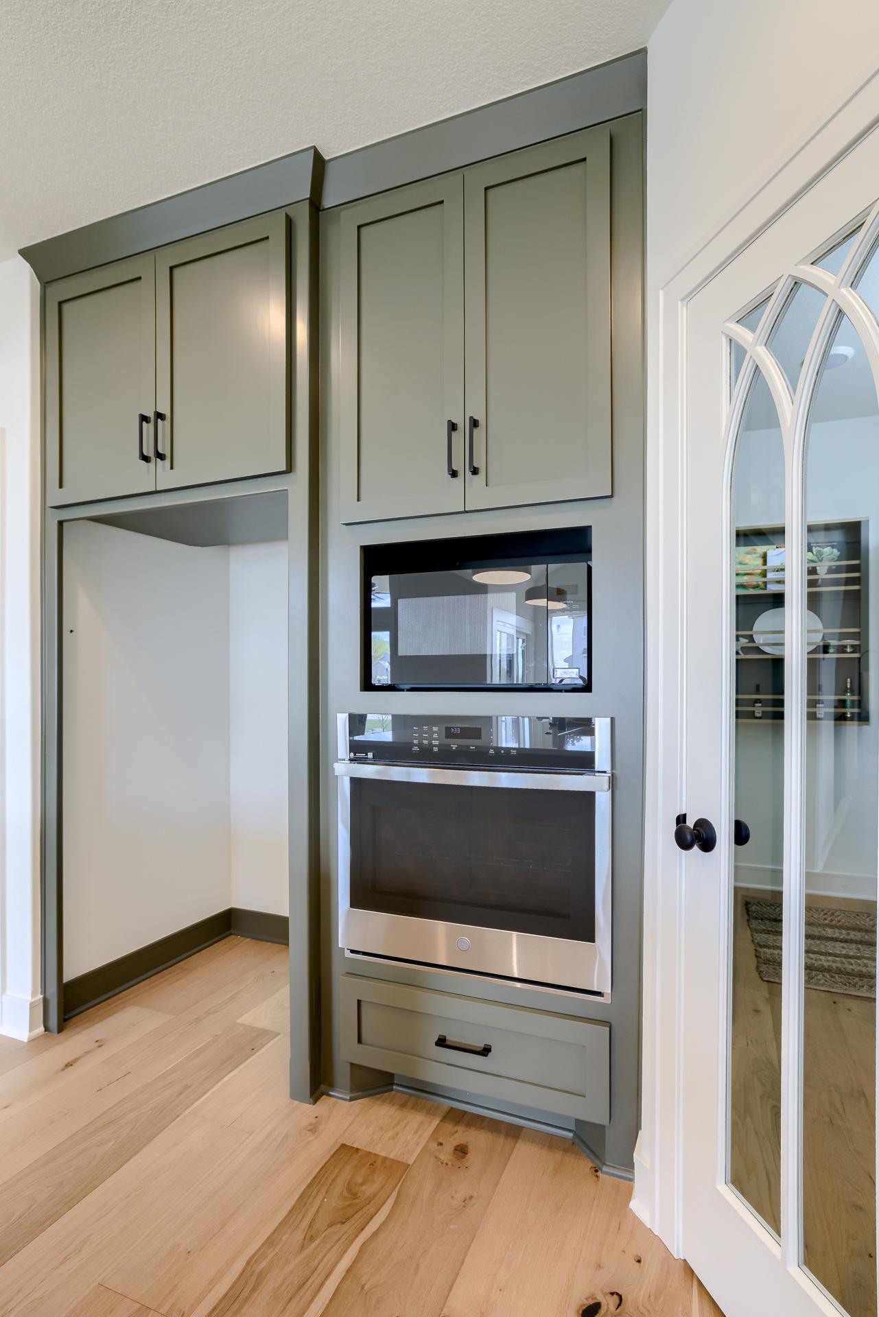 Bristol Highlands - Shawnee, KS