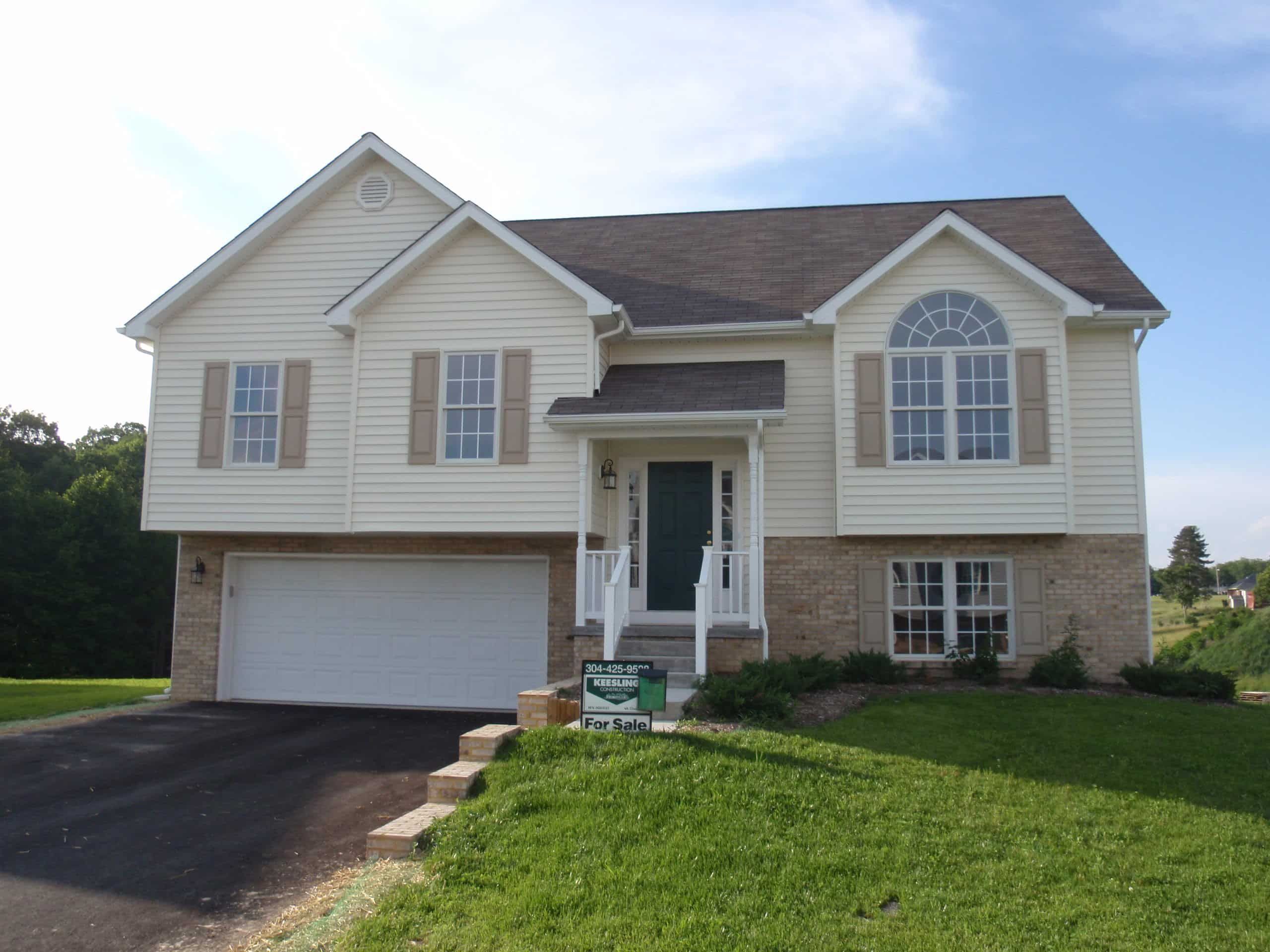 casa en East Pointe Estates por Keesling Realty & Construction