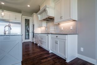 Brentwood - Glen Eagles Sunwest Residential: Overland Park, Missouri - Sunwest Design And Build
