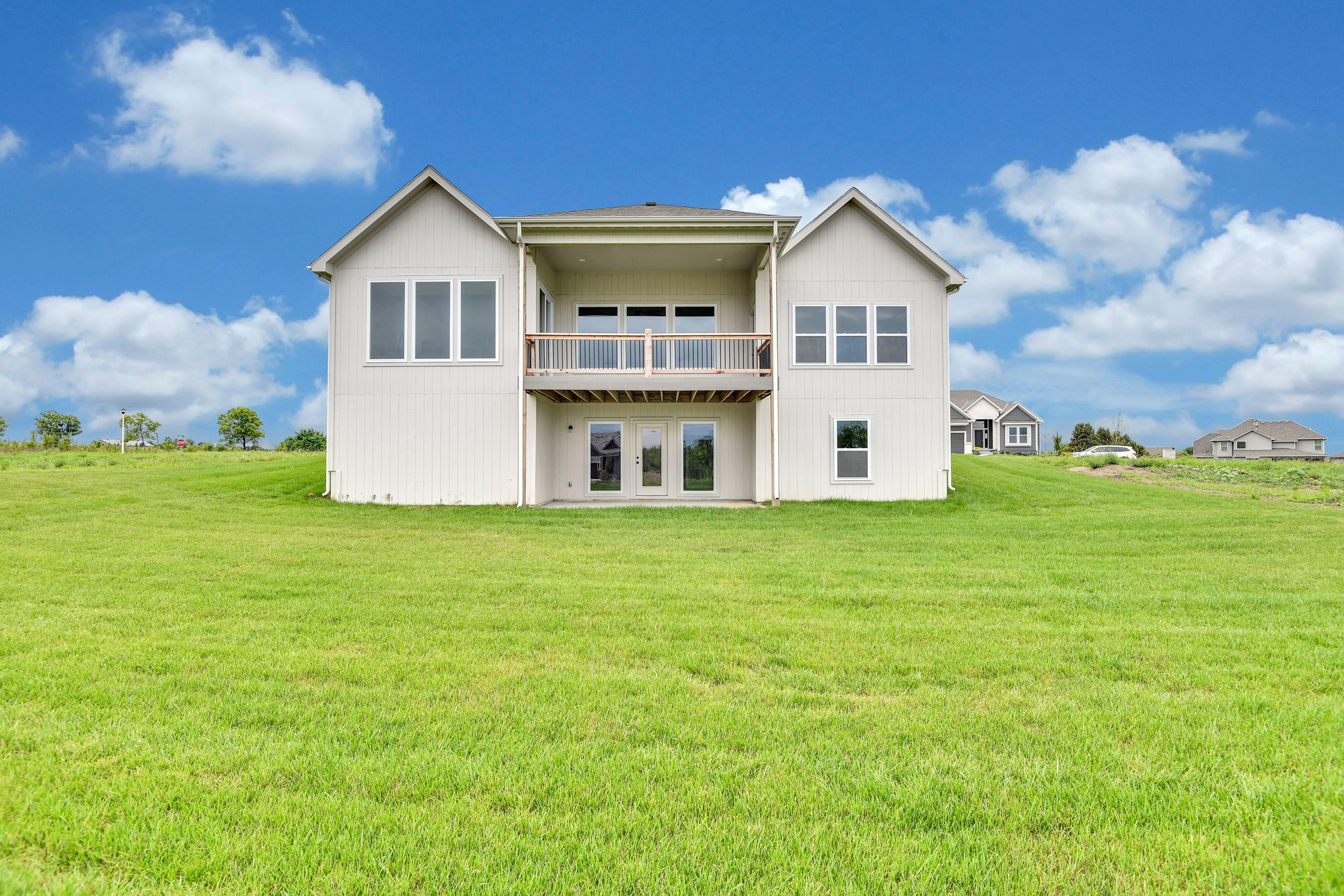 6045 Apache Drive Shawnee. Shawnee, KS 66226