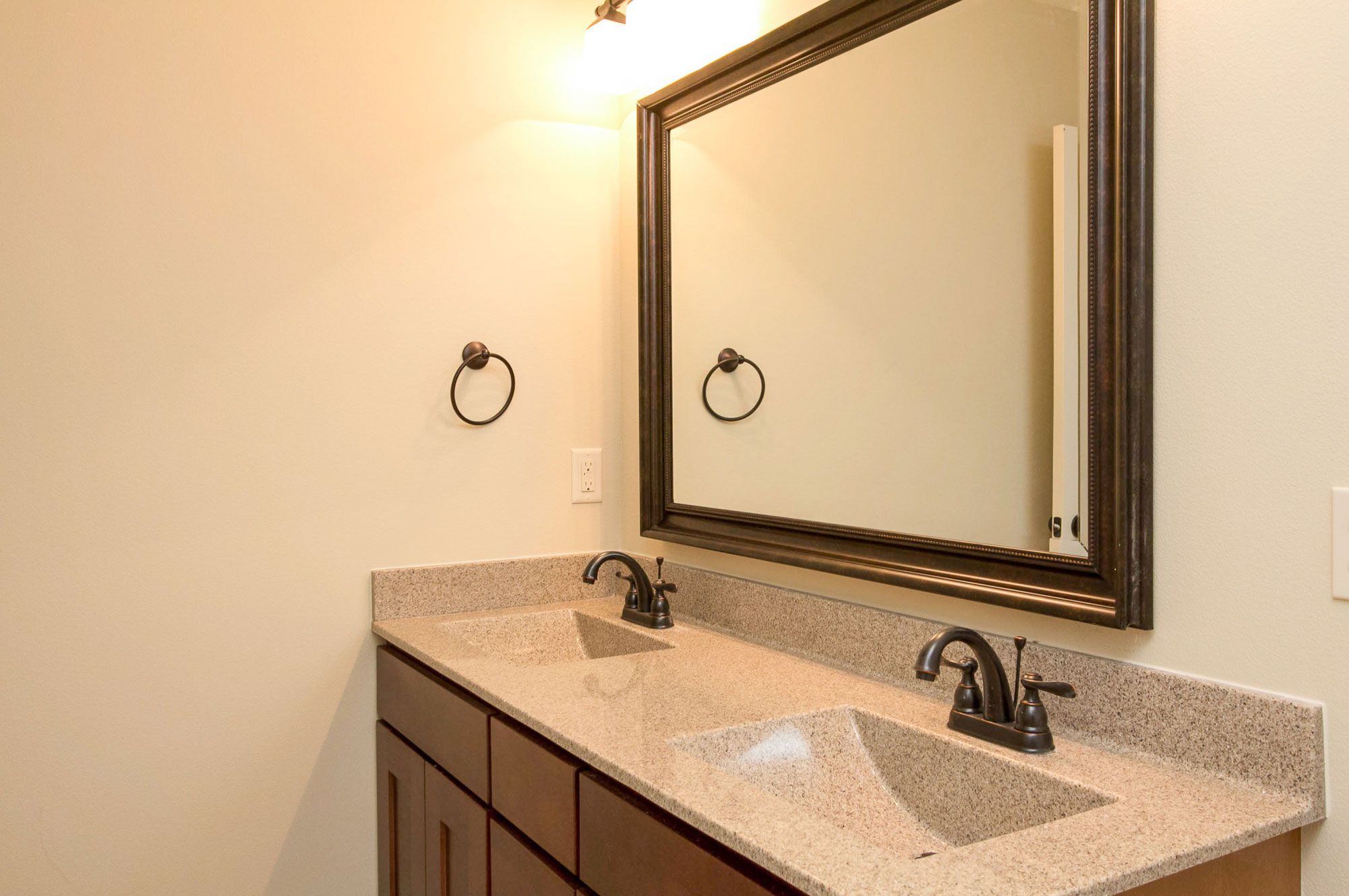 Keystone Homes LLC - Clive, IA