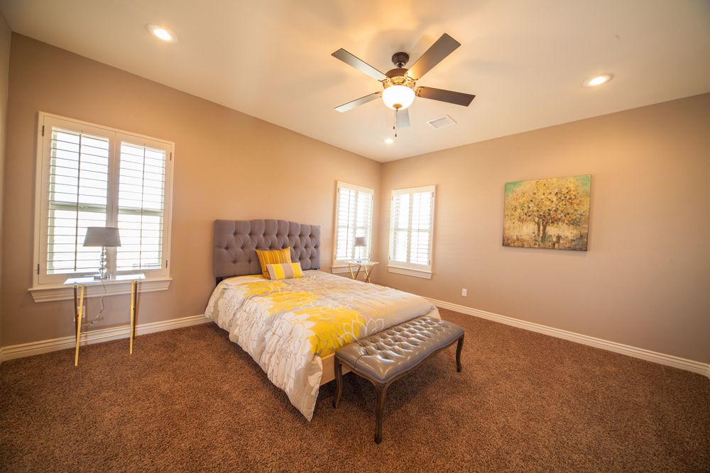 casa en Pointe Homes por Pointe Homes