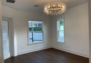 Mitchell Custom Homes por Mitchell Custom Homes en Lakeland-Winter Haven Florida