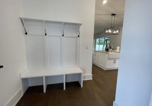 Mitchell Custom Homes por Mitchell Custom Homes en Lakeland-Winter Haven Florida