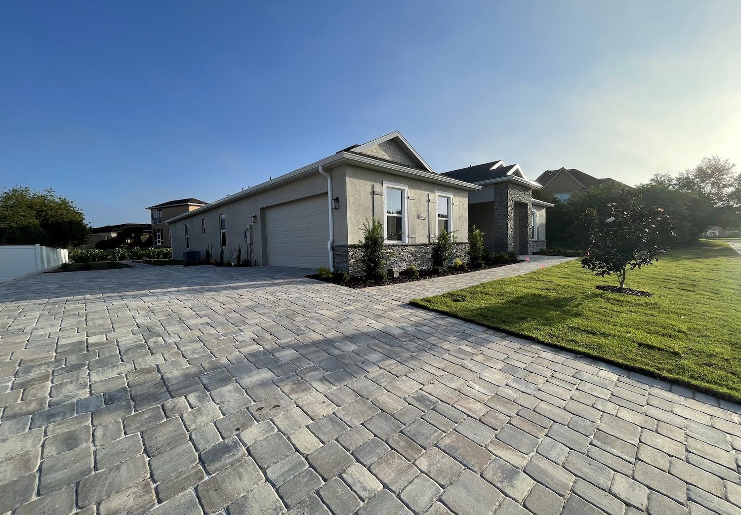 Mitchell Custom Homes por Mitchell Custom Homes en Lakeland-Winter Haven Florida