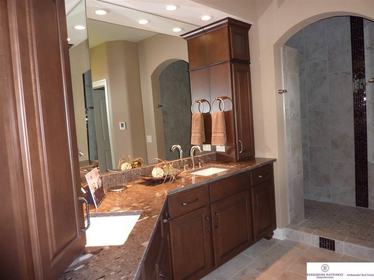 casa en Boltinghouse Homes por Boltinghouse Homes