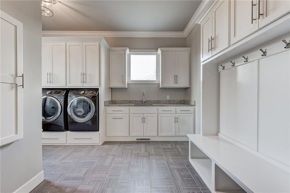 casa en Capstone Estates LLC por Capstone Estates