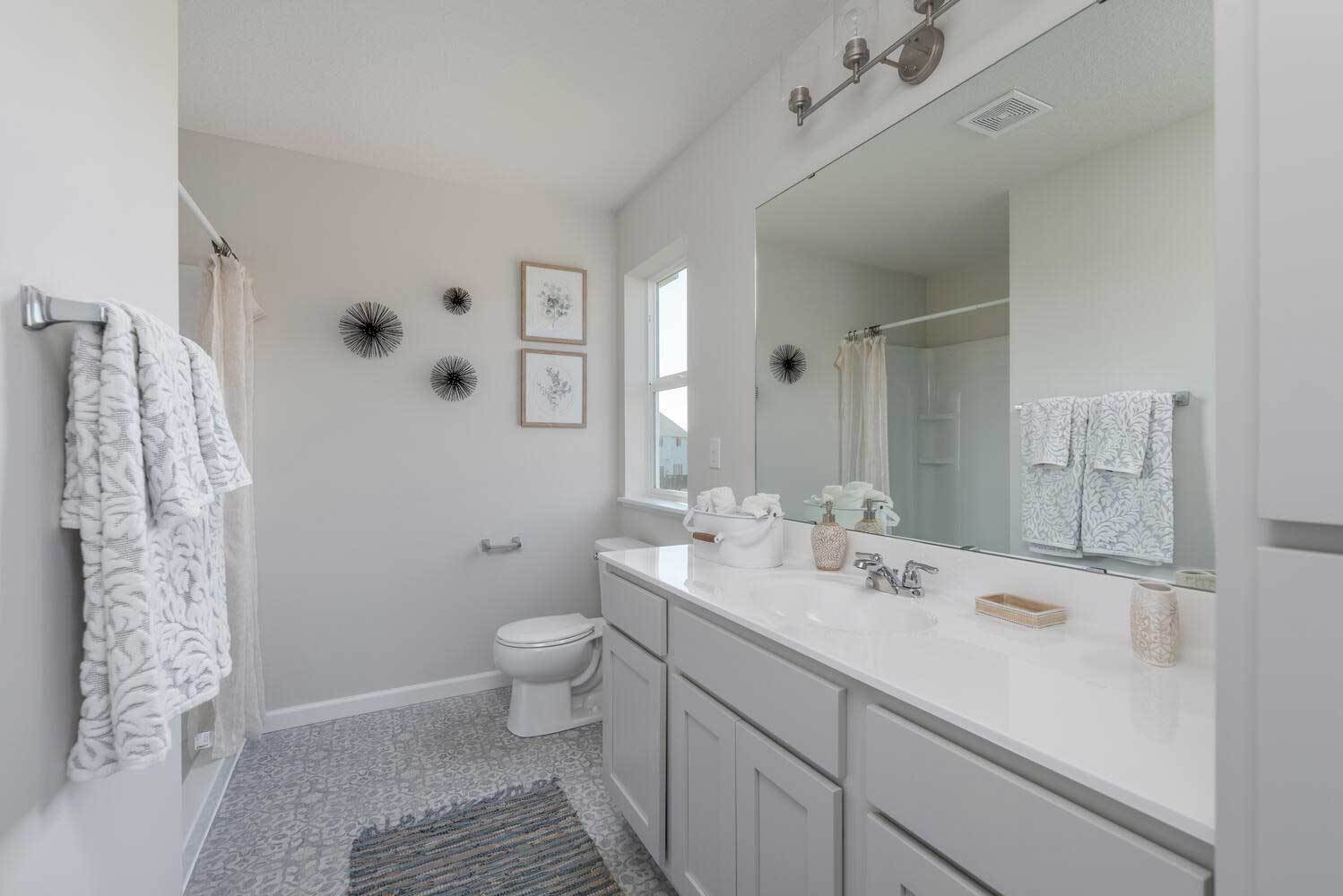 homes in Stone Ridge by LOOMIS HOMES