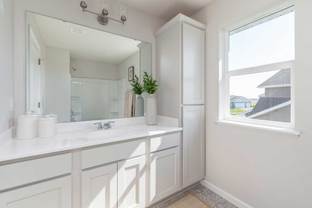 Crow River Heights por LOOMIS HOMES en Minneapolis-St. Paul Minnesota