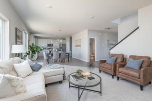 Stone Ridge por LOOMIS HOMES en Minneapolis-St. Paul Minnesota