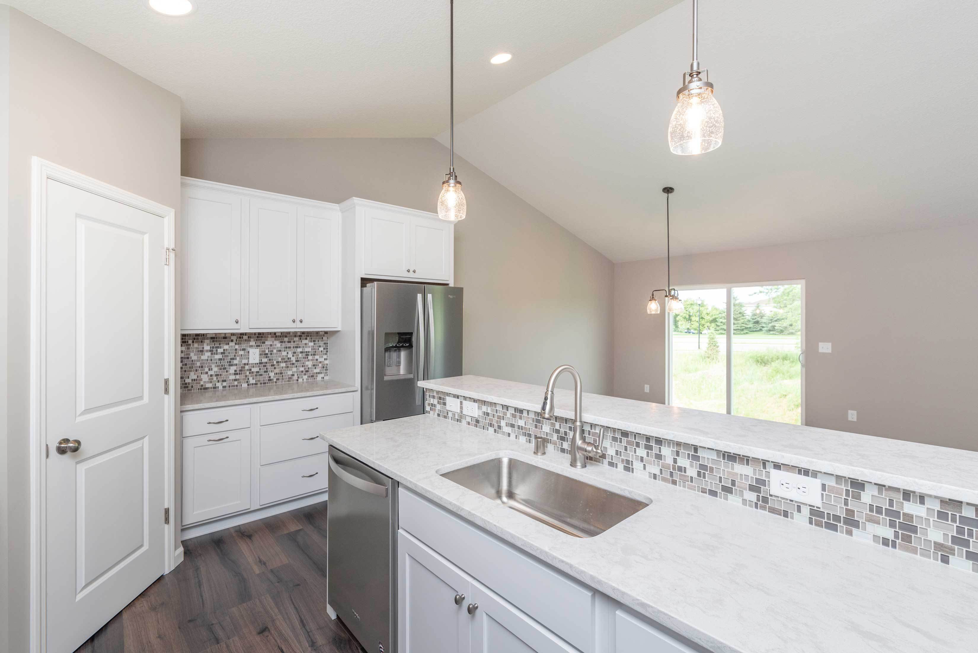 Chatfield On The Green por LOOMIS HOMES en Minneapolis-St. Paul Minnesota