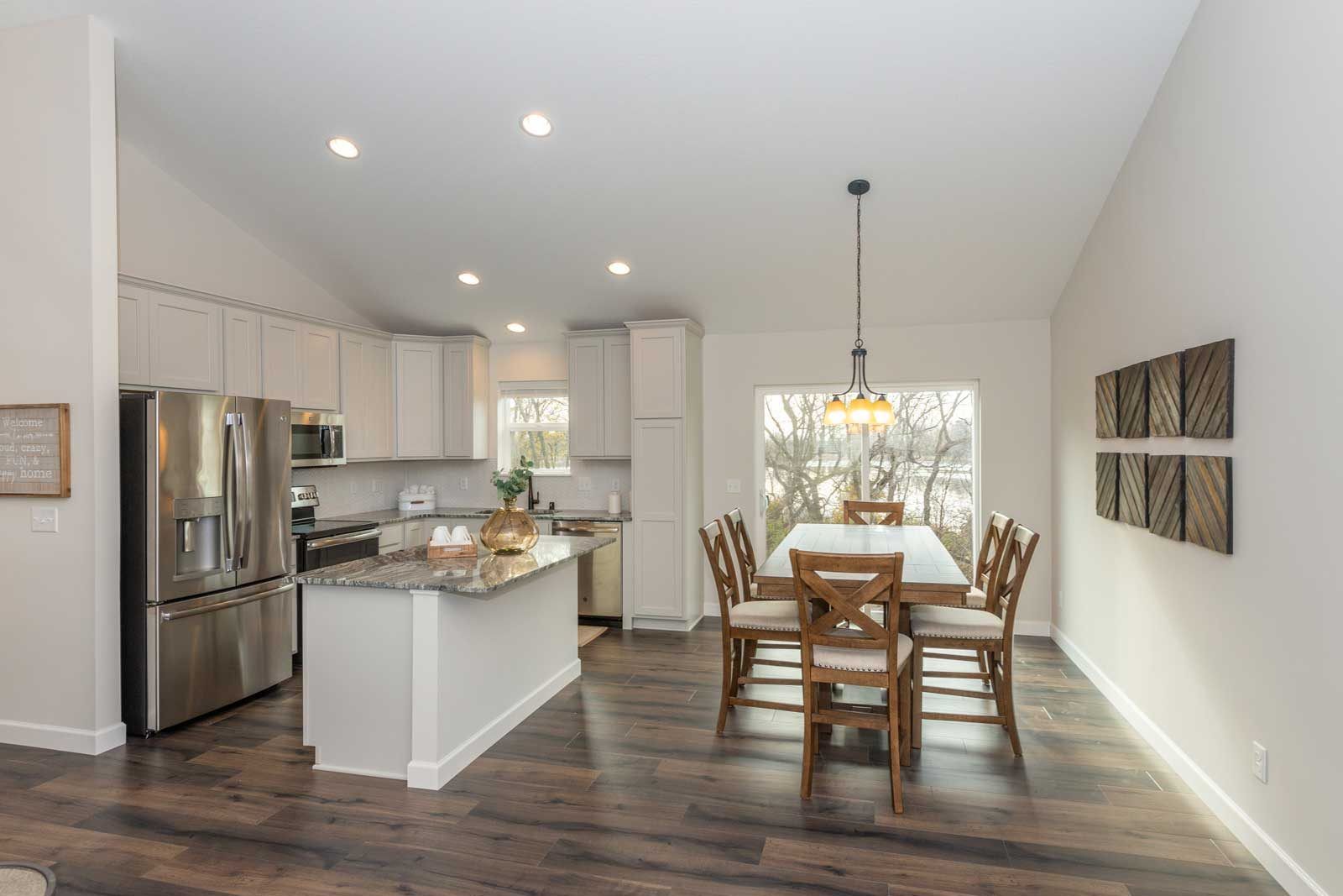 casa en Pheasant Run por LOOMIS HOMES