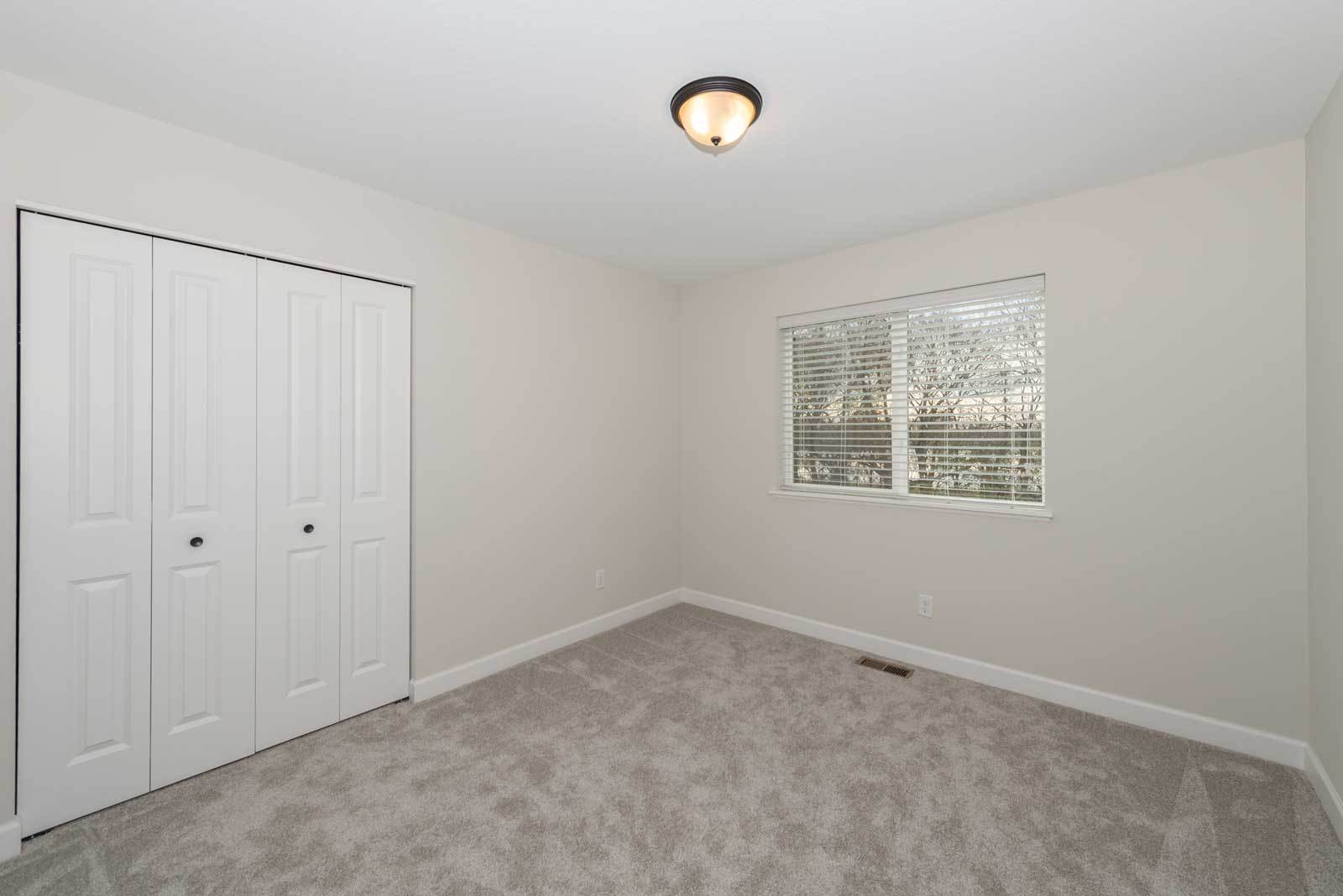 casa en Pheasant Run por LOOMIS HOMES