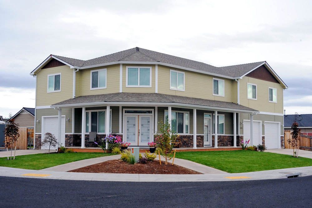 casa en Larson Home Builders por Larson Home Builders