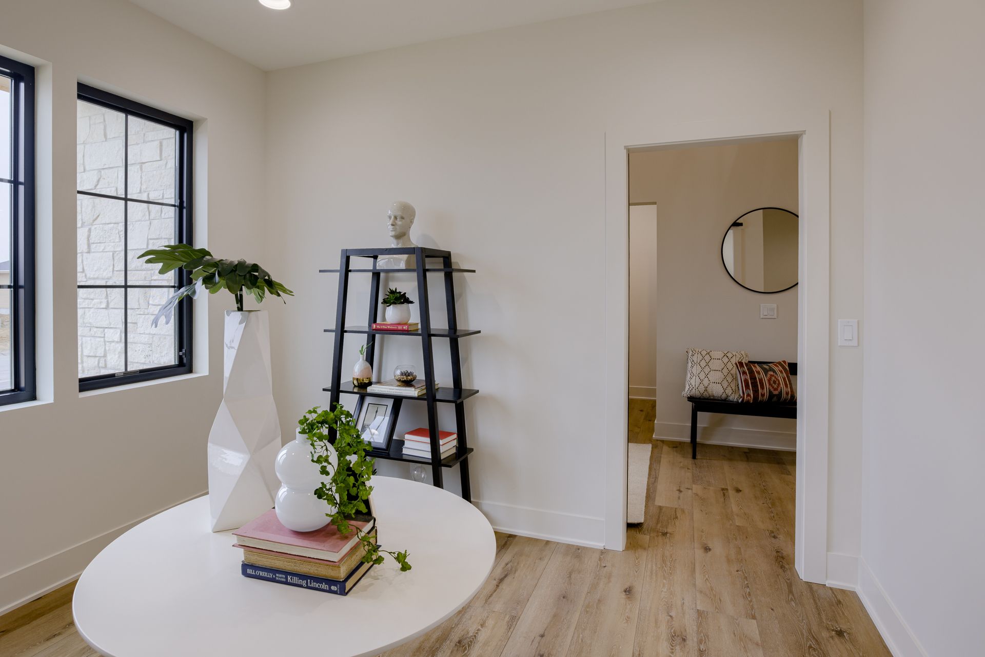 casa en Silver Oaks por Nathan Homes LLC