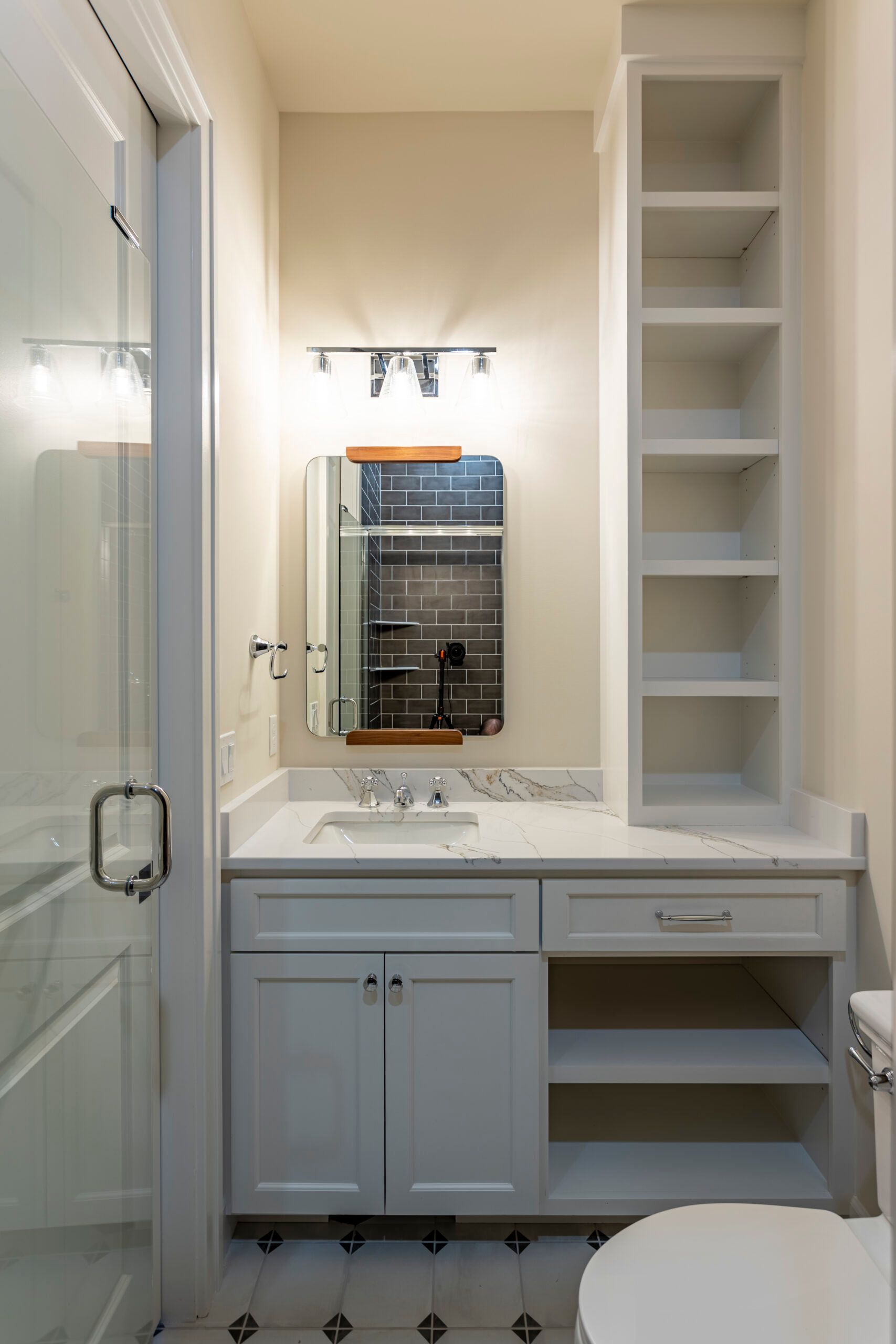 casa en Silver Oaks por Nathan Homes LLC