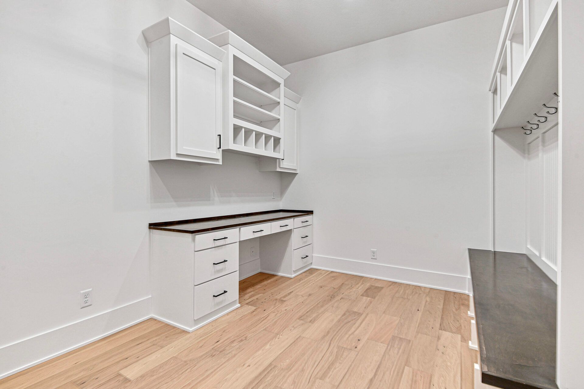 25775 W 103Rd Street. Olathe, KS 66061